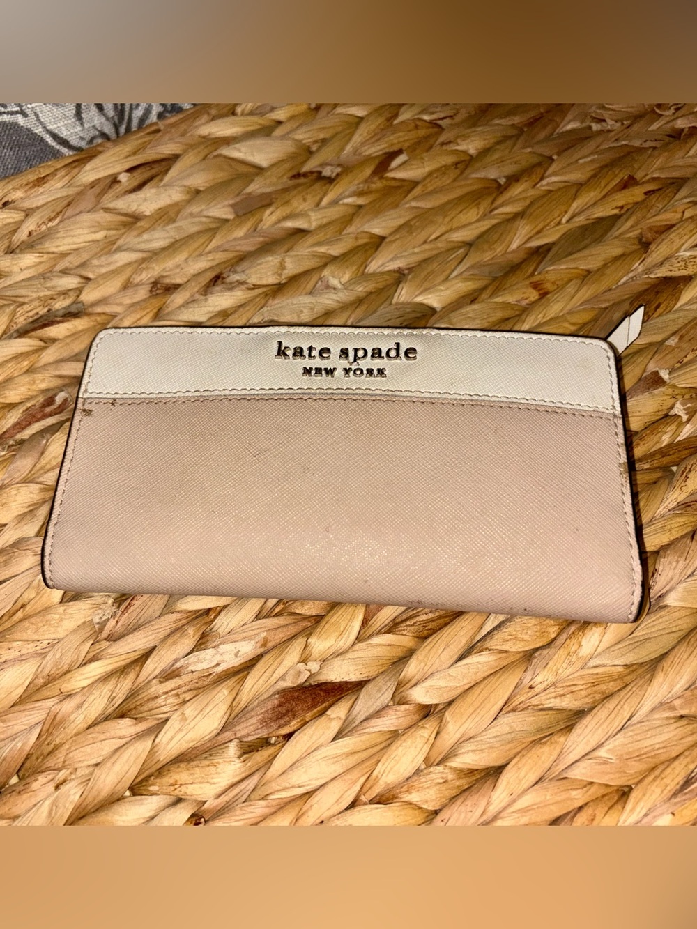 Beautiful kate spade two-tone blush and cream continental wallet.